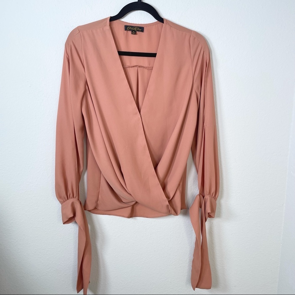 Petal Roz Wrap Style Blouse Sz Small - Picture 10 of 10